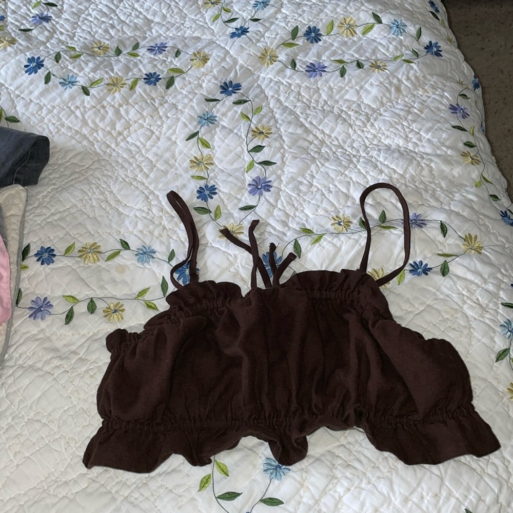 Open tie back tank